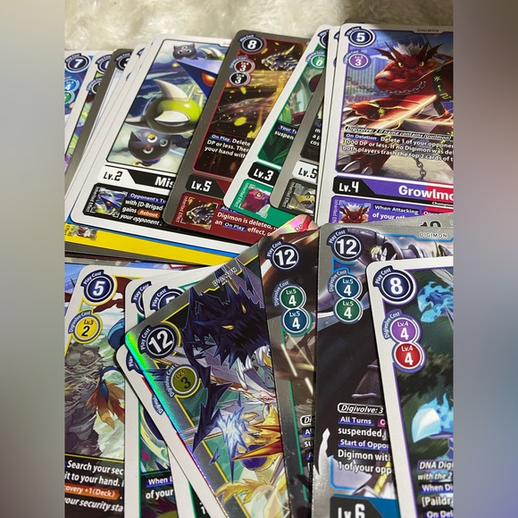 60 Digimon Cards EUC - Picture 3 of 13